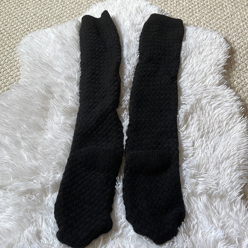 Over the knee knitted warm socks - Picture 4 of 5